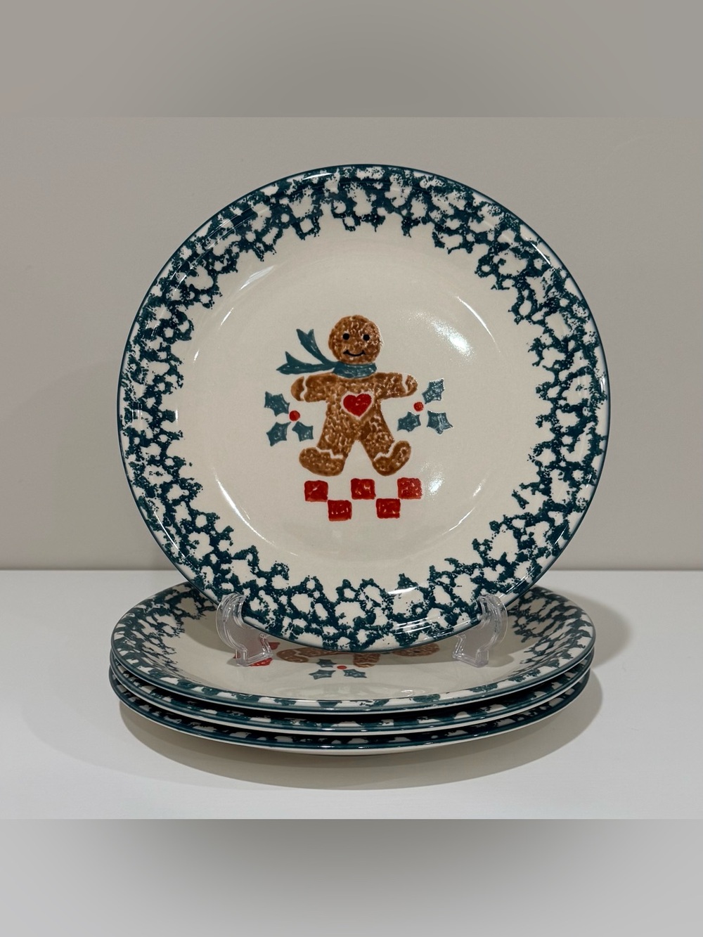 Vintage Tienshan Folk Craft Christmas Gingerbread Man Dinner Plates 4